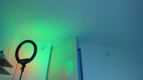 Santi Ferrer online show from 04.21.26