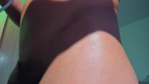 Santi Ferrer online show from 04.21.26