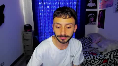 Snapshot of santi_mateo chatting on 04.15.26 Santi online show from 04.15.26