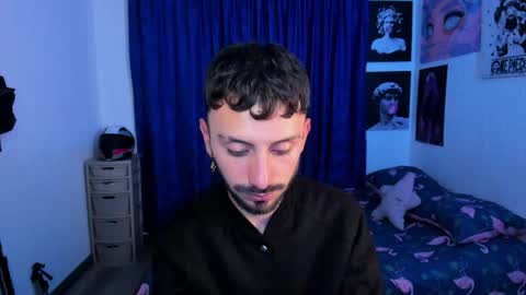 Snapshot of santi_mateo chatting on 05.12.26 Santi online show from 05.12.26