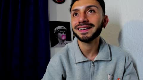 Snapshot of santi_mateo chatting on 06.04.26 Santi online show from 06.04.26