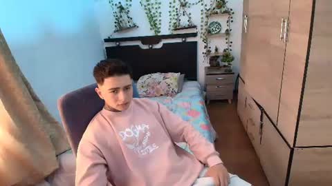 santi_ss online show from 07.08.26