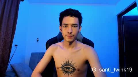 Snapshot of santi_twink19 chatting on 12.16.24 santi_twink19 online show from 12.16.24