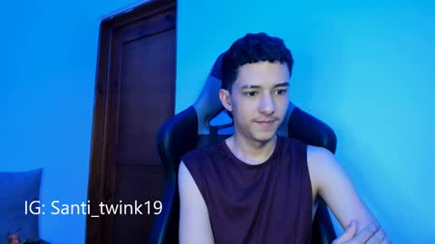 Snapshot of santi_twink19 chatting on 02.11.25 santi_twink19 online show from 02.11.25