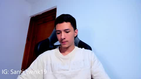 Snapshot of santi_twink19 chatting on 02.19.25 santi_twink19 online show from 02.19.25