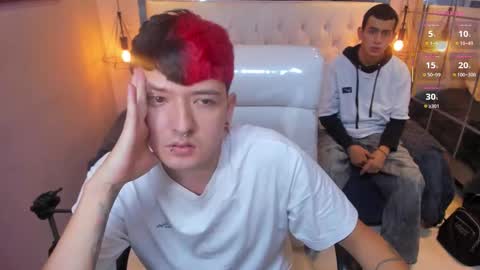 SANTIAGO  online show from 03.29.26