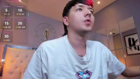 SANTIAGO  online show from 04.01.26