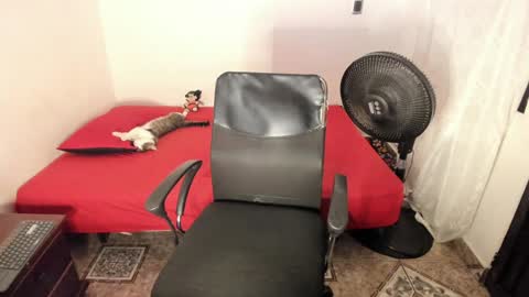 Julius Novachrono  online show from 01.27.25