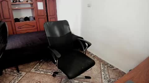 Julius Novachrono  online show from 03.12.25