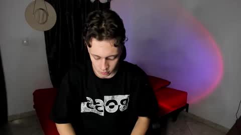 Julius Novachrono  online show from 12.20.25