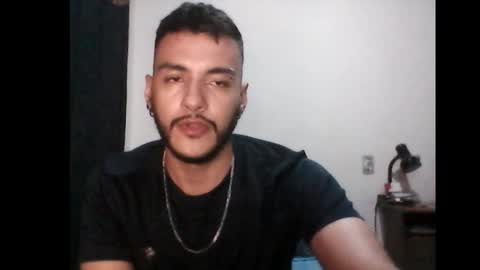 Snapshot of santiexxx chatting on 09.24.25 santiexxx online show from 09.24.25