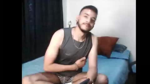 Snapshot of santiexxx chatting on 09.27.25 santiexxx online show from 09.27.25