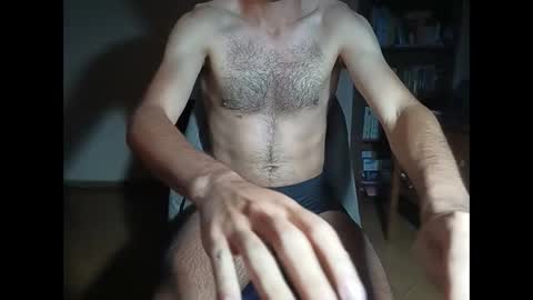 Santiago online show from 03.04.25