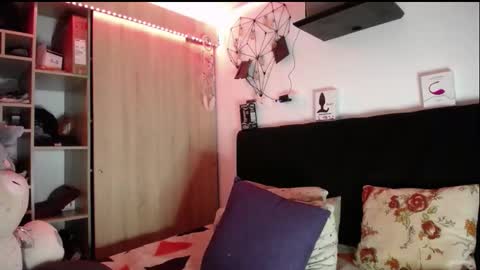 Santii online show from 02.21.26