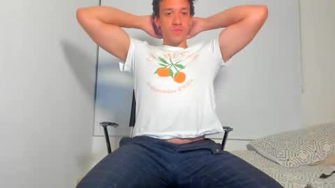 Snapshot of santitoerick_ chatting on 05.22.26 Erick Santos online show from 05.22.26