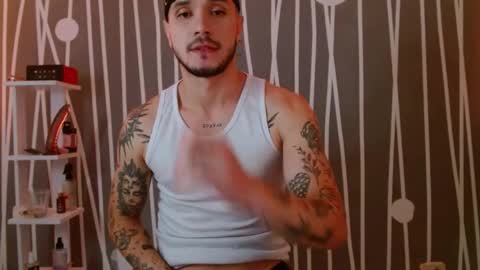 Snapshot of santti_torres chatting on 03.06.25 Santy Torres online show from 03.06.25