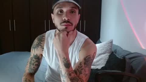 Snapshot of santti_torres chatting on 05.22.26 Santy Torres online show from 05.22.26