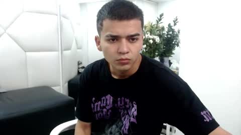 Snapshot of santtiibuck chatting on 02.26.26 SanttiiBuck online show from 02.26.26