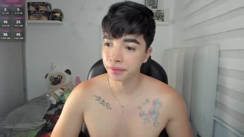 Mr. Santiago online show from 04.08.26