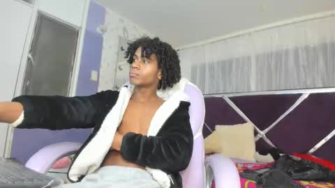 santy online show from 12.15.25