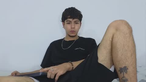 Snapshot of santybig18 chatting on 01.04.25 santybig18 online show from 01.04.25