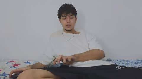 Snapshot of santybig18 chatting on 03.08.25 santybig18 online show from 03.08.25