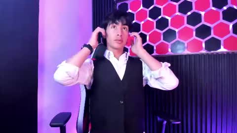 Santy  online show from 06.15.26