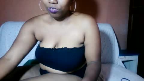 Snapshot of sanyah513 chatting on 05.11.26 sanya online show from 05.11.26