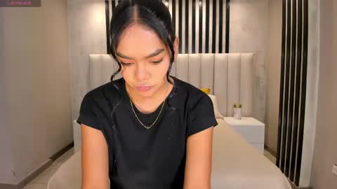 Snapshot of saphirajames chatting on 05.28.26 Saphira James online show from 05.28.26