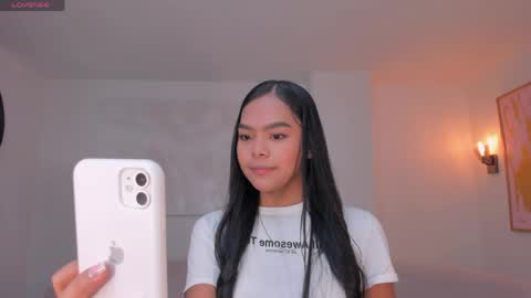 Snapshot of saphirajames chatting on 05.29.26 Saphira James online show from 05.29.26