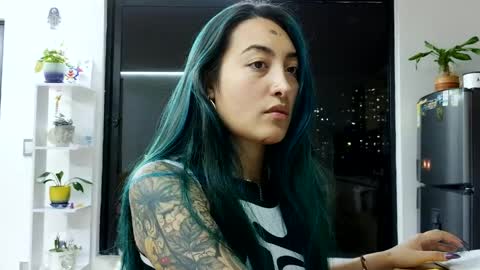 Snapshot of sapphire_mei866 chatting on 05.12.26 safir online show from 05.12.26