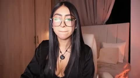 Sara  online show from 07.22.26
