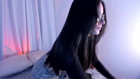 Sara  online show from 03.18.26