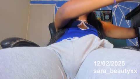 Snapshot of sara_beautyxx chatting on 02.12.25 I am Sofia GEMINIS  online show from 02.12.25