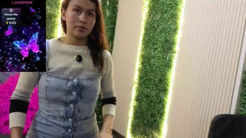 Snapshot of sara_blue13 chatting on 02.14.26 Sara online show from 02.14.26