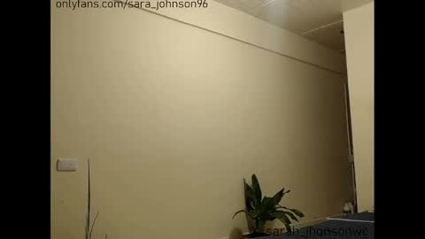 sara_johnson__ online show from 01.24.25