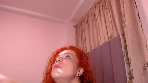 Snapshot of sara_johnson__ chatting on 04.23.26 sara_johnson__ online show from 04.23.26
