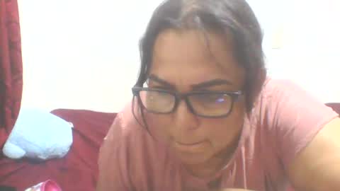 Snapshot of sara_love43 chatting on 07.19.26 Sara love online show from 07.19.26