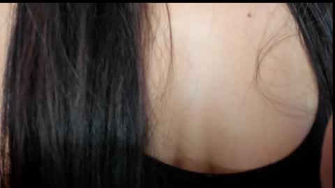 Sara  online show from 11.25.25