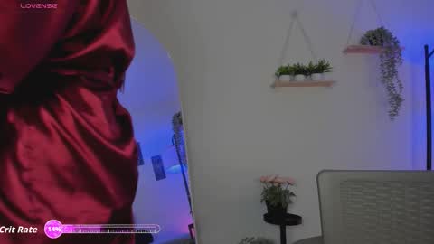 Snapshot of sara_sweett9 chatting on 10.22.25 sara_sweett9 online show from 10.22.25