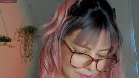 Snapshot of sara_sweett9 chatting on 06.14.26 sara_sweett9 online show from 06.14.26