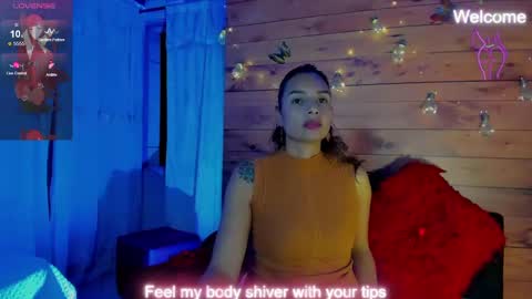 Snapshot of sara_thompson01 chatting on 09.29.25 SARA online show from 09.29.25