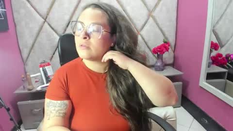 sara_thonson_ online show from 04.09.26