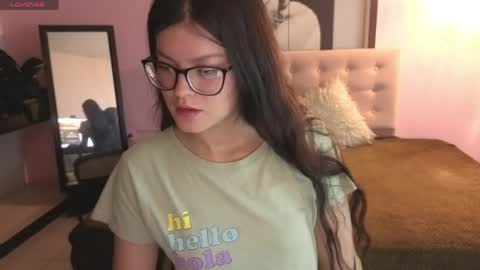 sara_valderrama_ online show from 05.15.26