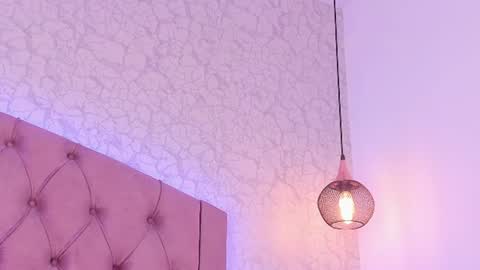 Snapshot of saraa_joness_ chatting on 07.14.26 Sara online show from 07.14.26