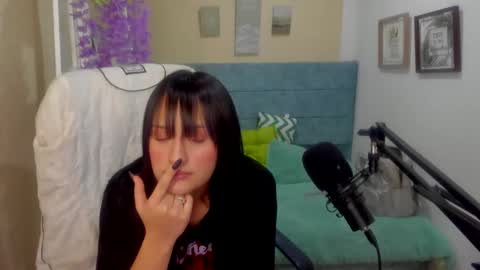 Sarah Ramirez online show from 02.01.25