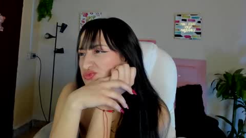 Sarah Ramirez online show from 03.05.25