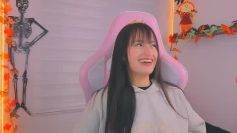 Sarah Ramirez online show from 10.25.25