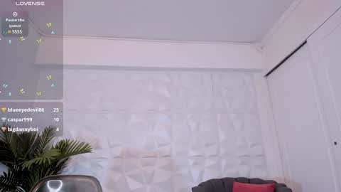 Sara online show from 12.20.24