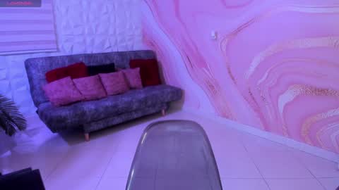 Sara online show from 01.04.25